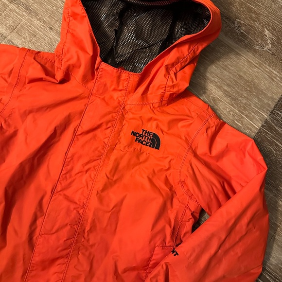 TNF rain jacket - Picture 2 of 2